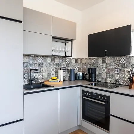 Hirschmann 3 Mit Sauna Und Balkon *