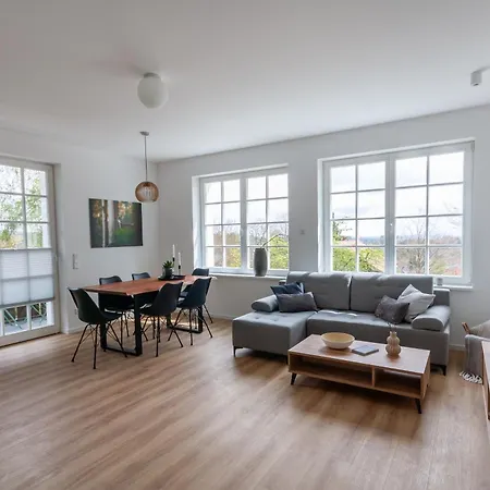 Hirschmann 3 Mit Sauna Und Balkon Apartmán *